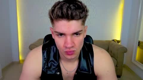Snapshot of maxkaiden chatting on 04-25-26, 06:16 MaxKaiden online show from 04-25-26, 06:16