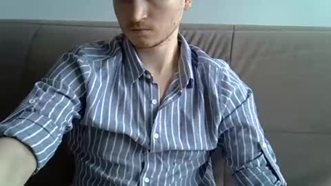 Snapshot of maxrelax90 chatting on 02-10-25, 10:53 maxrelax90 online show from 02-10-25, 10:53