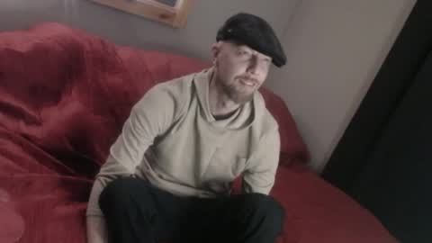 MaxRouger online show from 04-11-26, 07:45