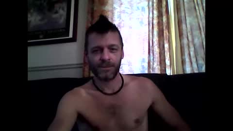 Snapshot of maxthewolf chatting on 10-06-25, 07:55 MaxTheWolf online show from 10-06-25, 07:55
