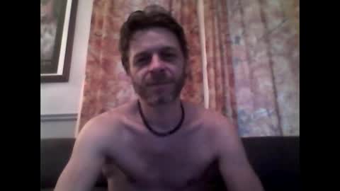 Snapshot of maxthewolf chatting on 06-09-26, 12:44 MaxTheWolf online show from 06-09-26, 12:44