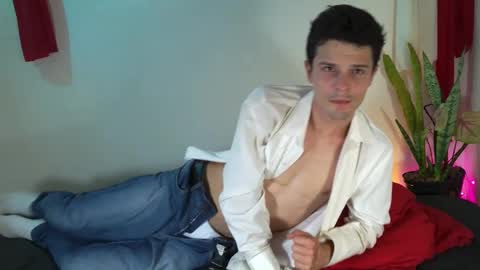 Snapshot of maxtopboy chatting on 02-04-25, 04:26 Max online show from 02-04-25, 04:26