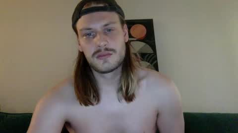 Snapshot of maxwatts95 chatting on 12-09-24, 11:45 Max Watts online show from 12-09-24, 11:45