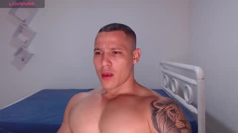 Max online show from 02-23-26, 03:37