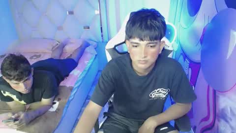 MAX  DAN online show from 01-17-26, 03:33