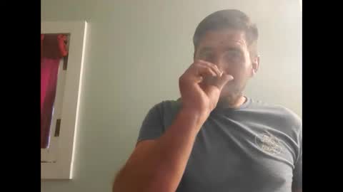 Snapshot of maxx916 chatting on 09-17-25, 04:19 Max online show from 09-17-25, 04:19