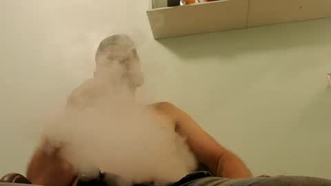 Snapshot of maxx916 chatting on 09-25-25, 05:00 Max online show from 09-25-25, 05:00