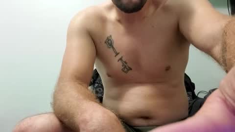 Snapshot of maxx916 chatting on 10-02-25, 08:32 Max online show from 10-02-25, 08:32