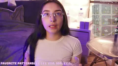 Snapshot of maxx_caprice chatting on 05-02-26, 11:04 gabby online show from 05-02-26, 11:04