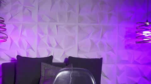 Snapshot of maxx_caprice chatting on 05-07-26, 11:04 gabby online show from 05-07-26, 11:04