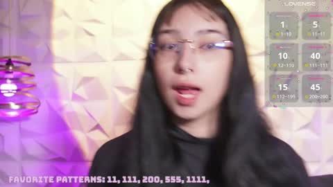 Snapshot of maxx_caprice chatting on 05-08-26, 11:04 gabby online show from 05-08-26, 11:04
