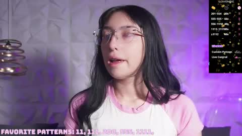 Snapshot of maxx_caprice chatting on 05-23-26, 11:03 gabby online show from 05-23-26, 11:03