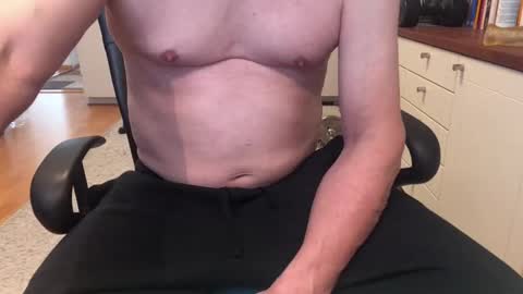 Max online show from 10-30-25, 07:32