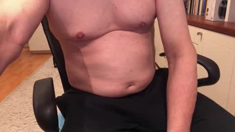 Max online show from 01-09-26, 04:37