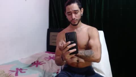 Snapshot of maxximus_10 chatting on 12-19-24, 05:29 maxximus_10 online show from 12-19-24, 05:29