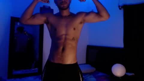 Snapshot of maxximus_10 chatting on 01-19-25, 07:25 maxximus_10 online show from 01-19-25, 07:25