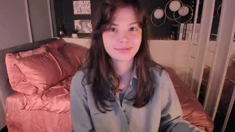 Snapshot of maya___muse chatting on 06-15-26, 01:46 Maya online show from 06-15-26, 01:46