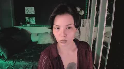 Snapshot of maya___muse chatting on 07-08-26, 02:21 Maya online show from 07-08-26, 02:21