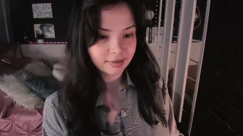 Snapshot of maya___muse chatting on 07-14-26, 10:21 Maya online show from 07-14-26, 10:21