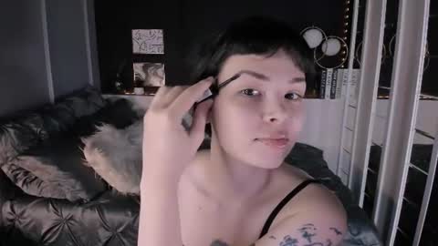 Snapshot of maya___muse chatting on 07-31-26, 02:16 Maya online show from 07-31-26, 02:16