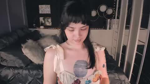 Snapshot of maya___muse chatting on 08-01-26, 03:11 Maya online show from 08-01-26, 03:11