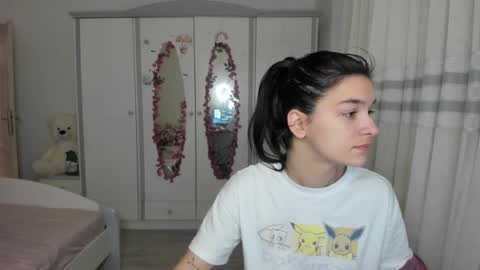 Maya online show from 02-07-26, 05:33