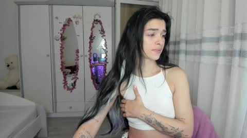 Maya online show from 02-12-26, 05:13