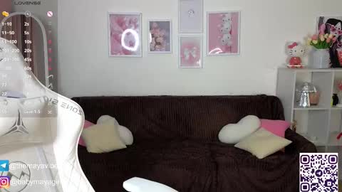 Maya online show from 10-25-25, 03:36