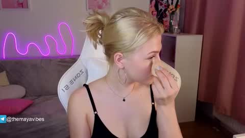 Maya online show from 02-14-26, 03:47