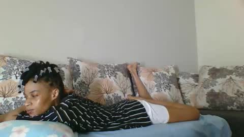 maya online show from 10-21-25, 08:20