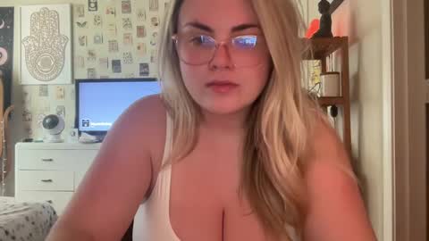 Maya Belle online show from 12-09-24, 06:46