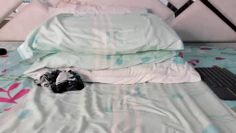 Maybelline69 online show from 04-14-26, 01:00