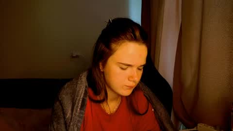 Snapshot of maybloom_ chatting on 06-27-26, 05:12 maybloom_ online show from 06-27-26, 05:12