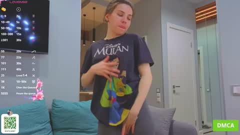 My name Casey  online show from 10-30-25, 05:09