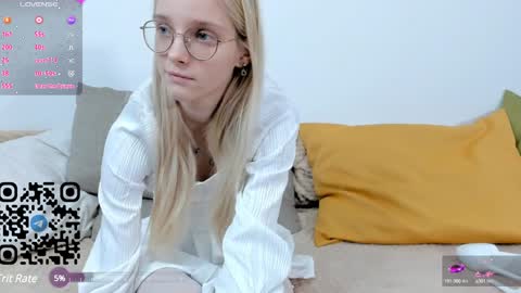 Snapshot of maydaguy chatting on 12-20-24, 12:38 Megan online show from 12-20-24, 12:38