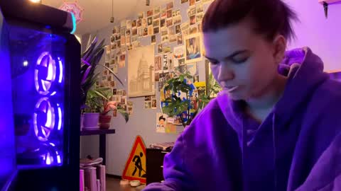 Rose online show from 04-01-26, 06:27