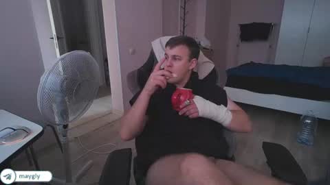 Snapshot of maygly chatting on 07-09-26, 12:09 Slava and Alextatto online show from 07-09-26, 12:09