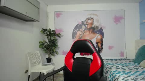 Snapshot of maylin_hornyy19 chatting on 04-24-26, 07:49 Maylin online show from 04-24-26, 07:49