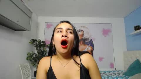 Snapshot of maylin_hornyy19 chatting on 04-25-26, 07:00 Maylin online show from 04-25-26, 07:00