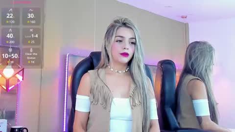 MaylinFox online show from 01-09-25, 01:13