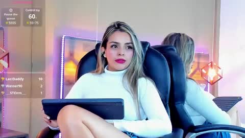 MaylinFox online show from 01-11-25, 04:36