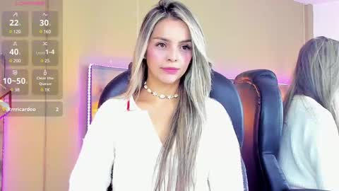 MaylinFox online show from 01-24-25, 01:03