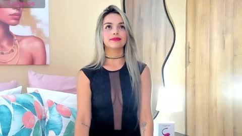 MaylinFox online show from 02-20-25, 02:02