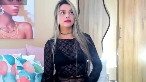 MaylinFox online show from 02-24-25, 01:10