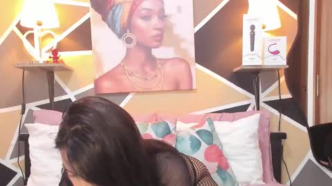 MaylinFox online show from 10-21-25, 02:18
