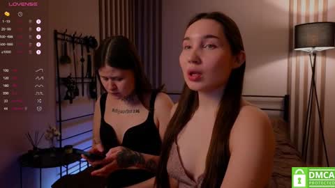 Snapshot of maymorri chatting on 02-22-25, 12:40 Dani and May online show from 02-22-25, 12:40