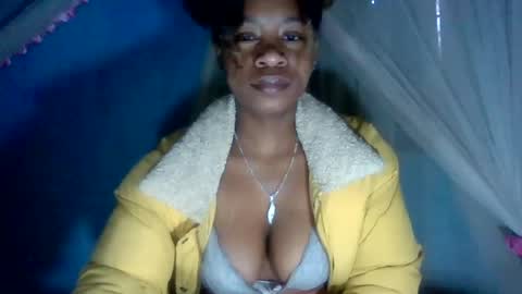 Snapshot of mayrah5 chatting on 07-07-26, 06:58 mayrah online show from 07-07-26, 06:58