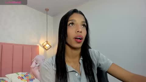 Snapshot of mayroberts chatting on 01-17-25, 12:10 MAY online show from 01-17-25, 12:10