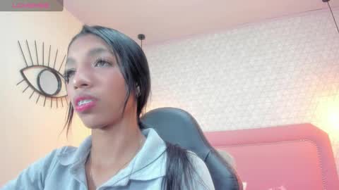 Snapshot of mayroberts chatting on 02-11-25, 12:16 MAY online show from 02-11-25, 12:16