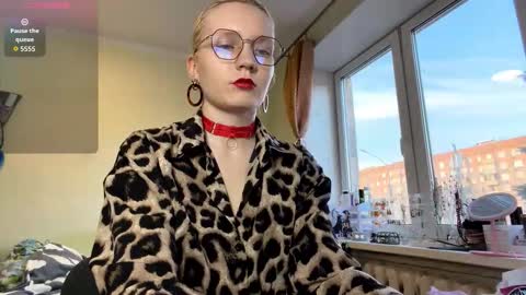 olivia online show from 03-19-26, 03:16